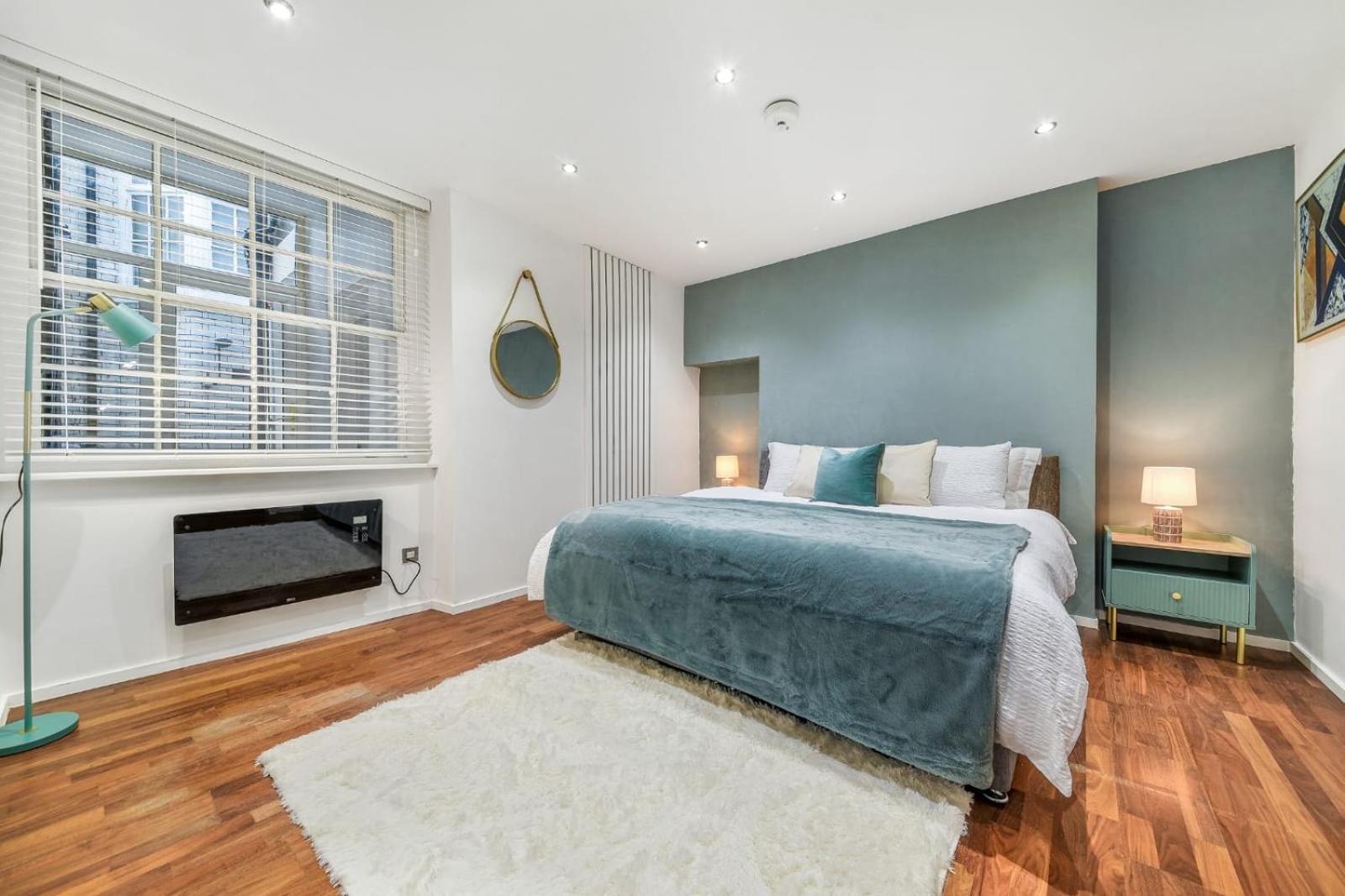 Stylish Basement Flat With Patio Near Edgware Road & 6mins Walk To Marble Arch Station * Londra